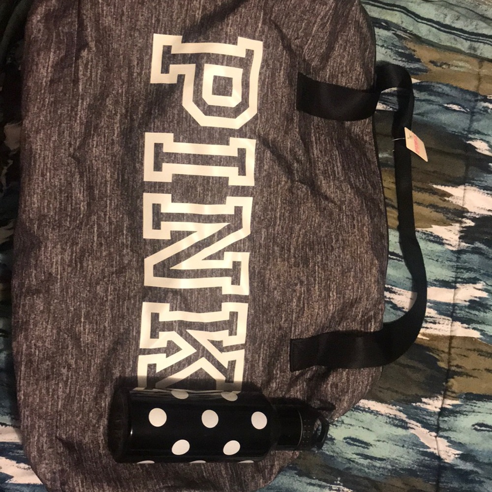 Vs pink duffel bag